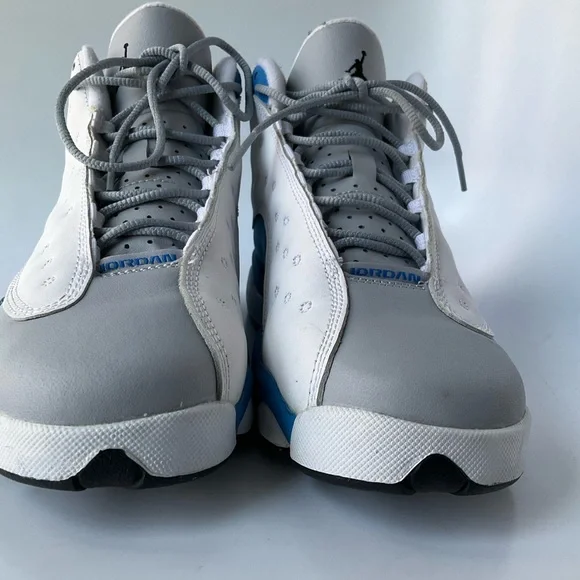 Air Jordan Sz.6Y White Gray and Italy Blue aSneakers - Picture 5 of 13